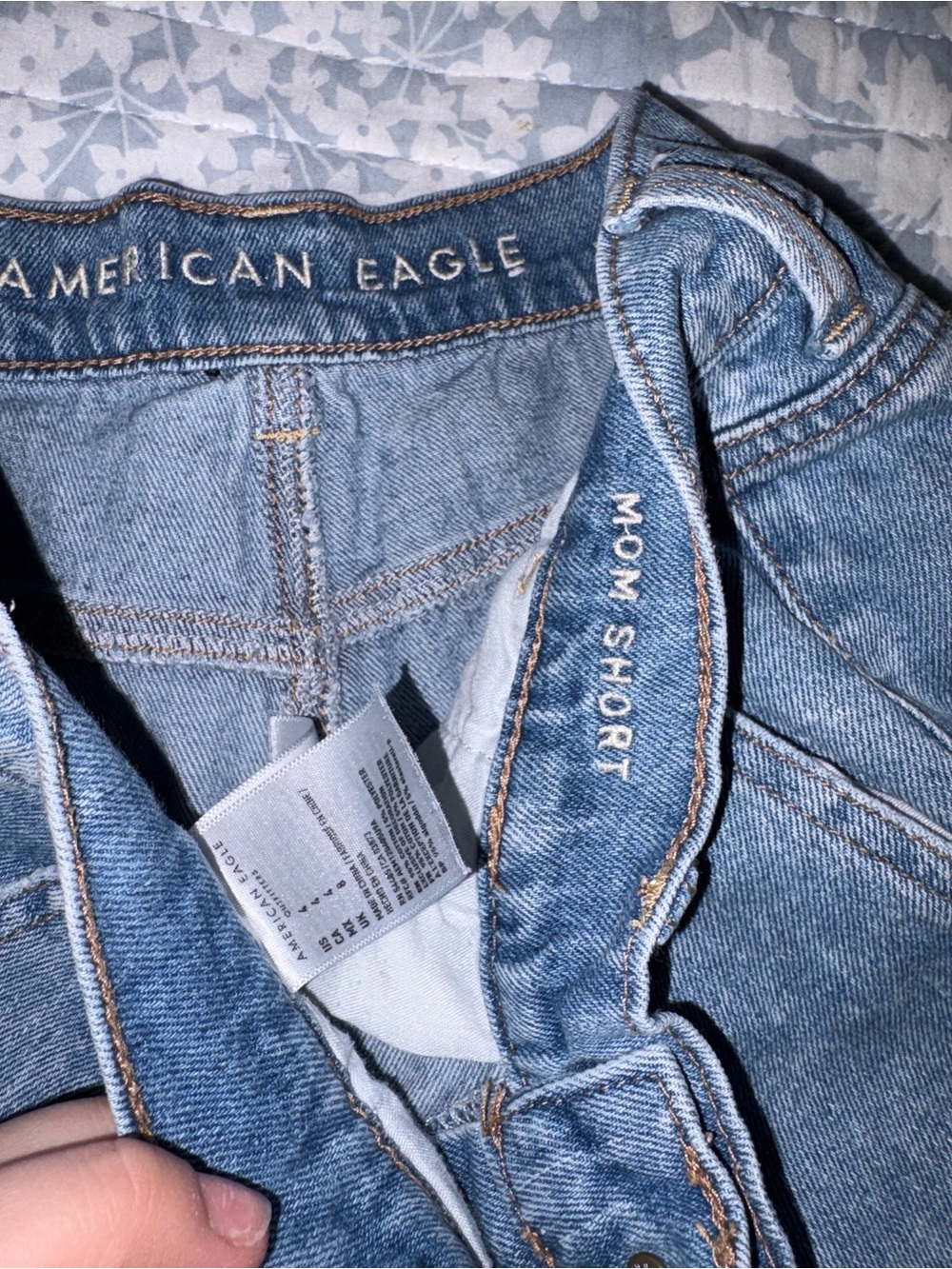 American Eagle Mom Shorts - Picture 2 of 2